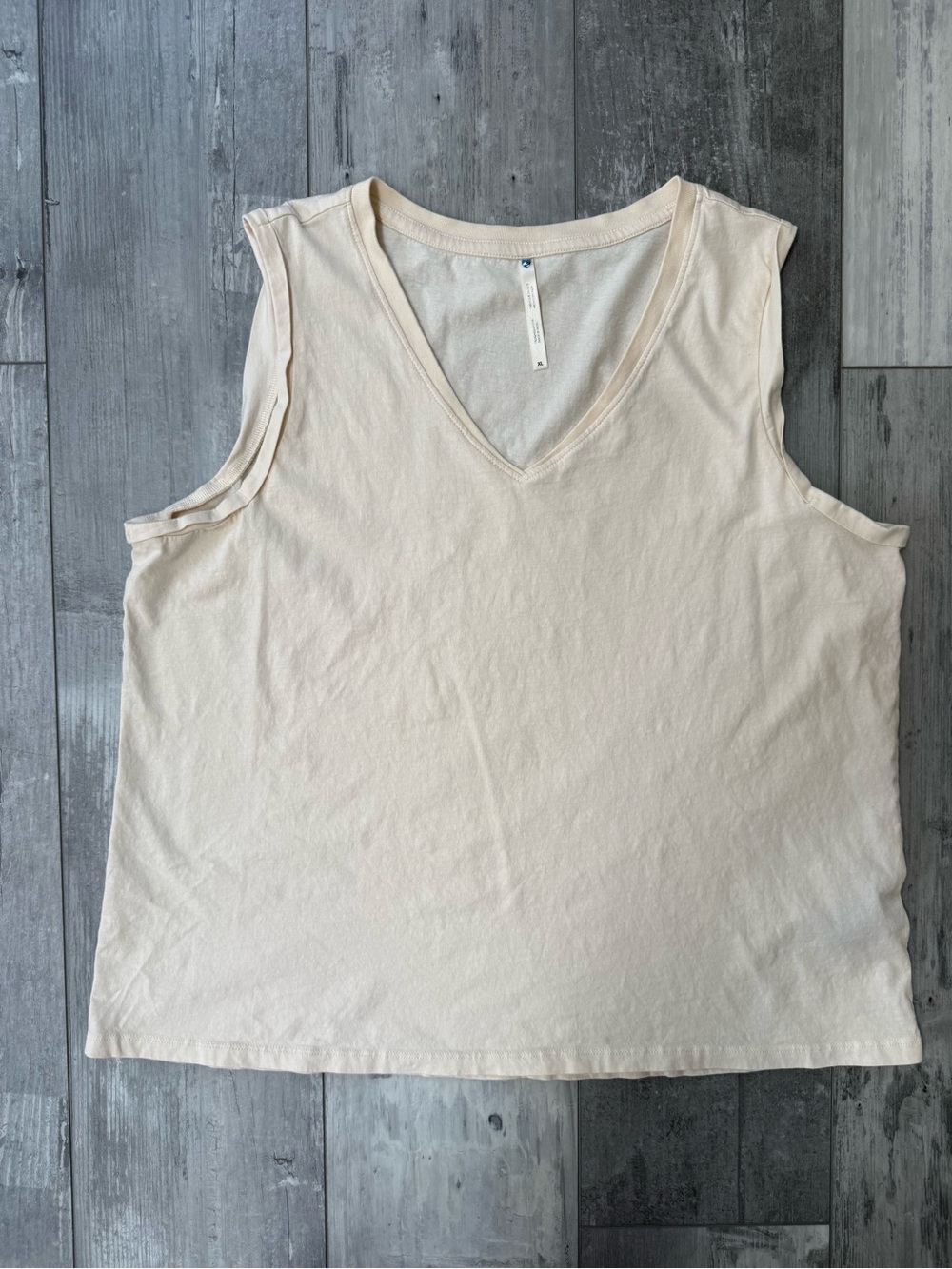 KUHL VEGA Organic Cotton Tank Top XL Beige Cream V Neck Lightweight